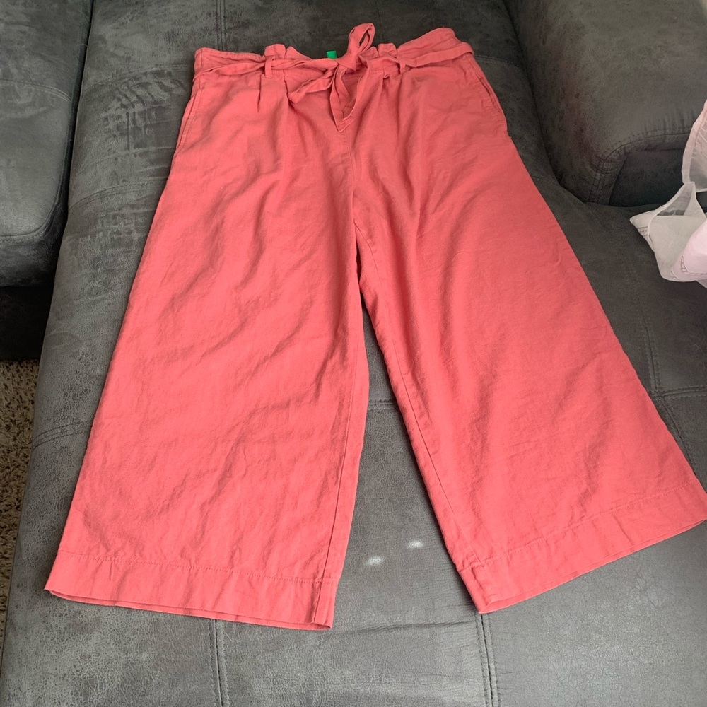 Cute linen blend wide leg crop pant